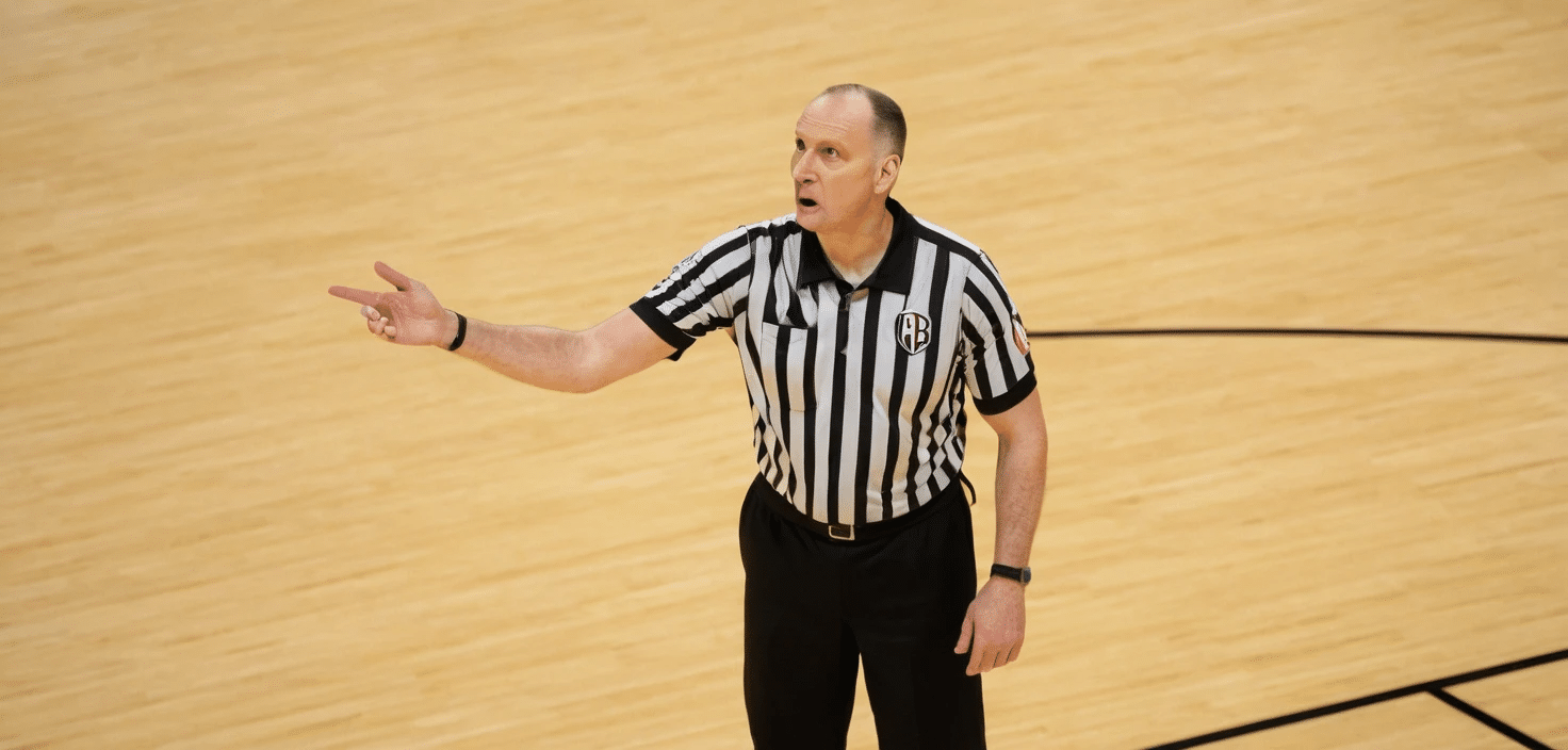 how much do nba refs make